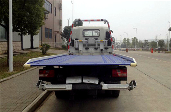 江铃凯锐一拖二平板清障车