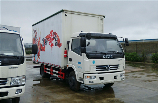 东风多利卡舞台车
