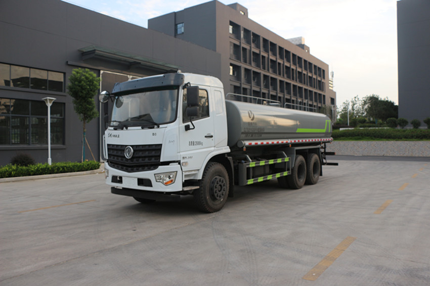 东风专底 22 方抑尘车