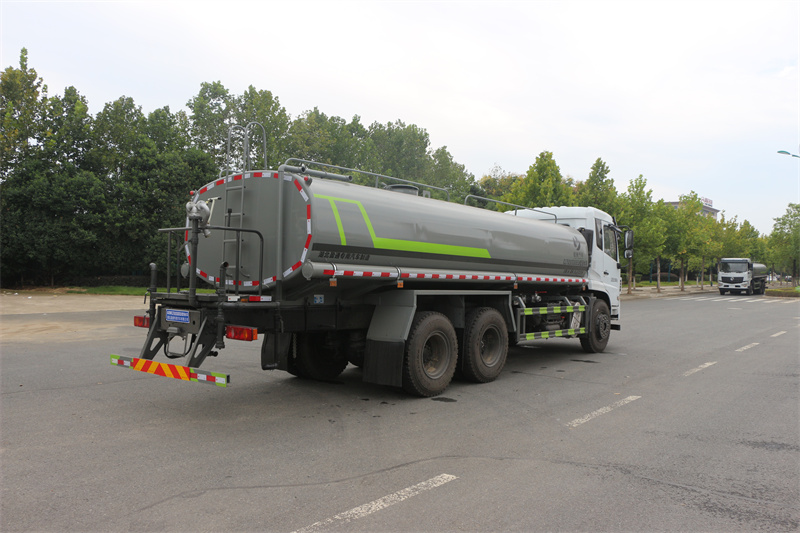 东风专底20方洒水车-22方洒水车