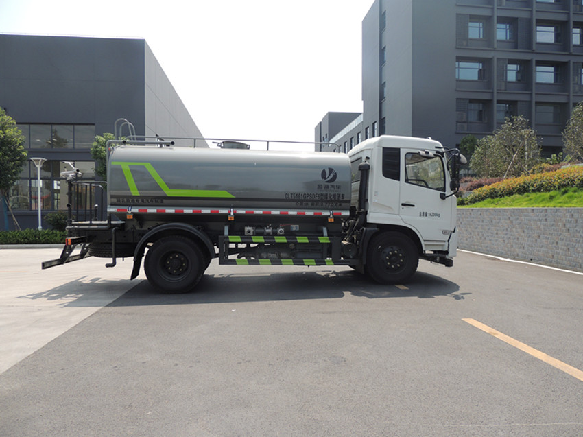 东风天锦15方洒水车-16方洒水车