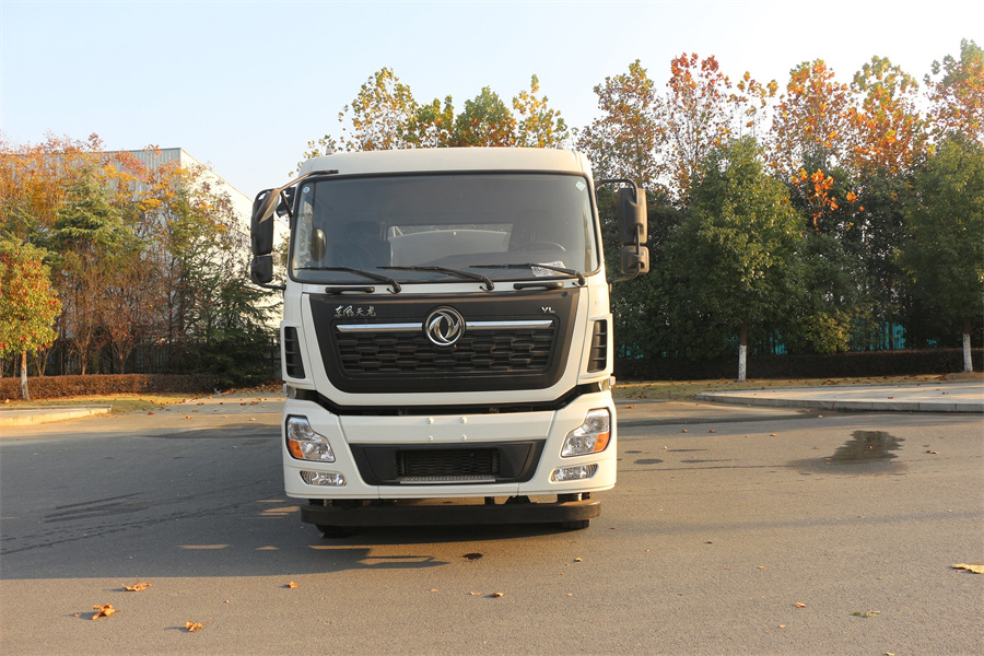 东风高端25方洒水车-东风25吨洒水车
