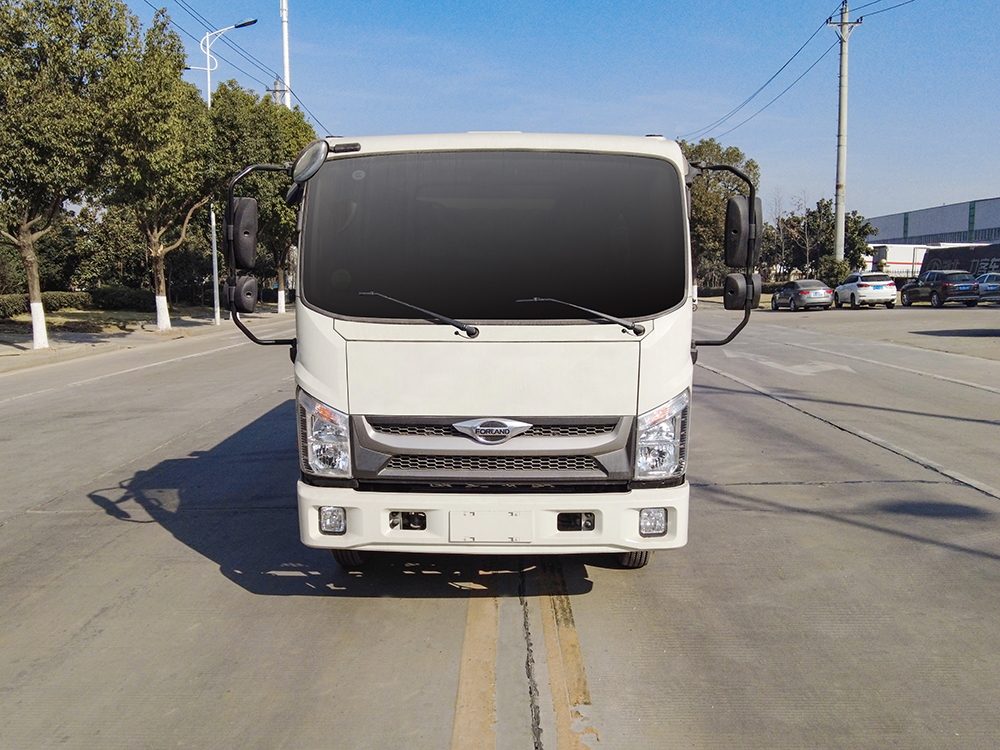 CLT5040ZXBJ6型厢式垃圾车