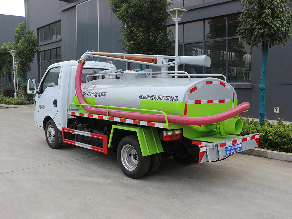东风途逸吸粪车