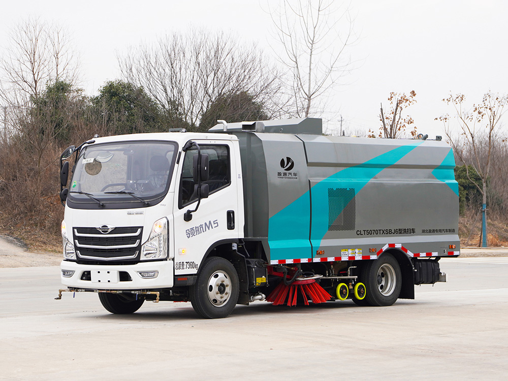 福田M5洗扫车