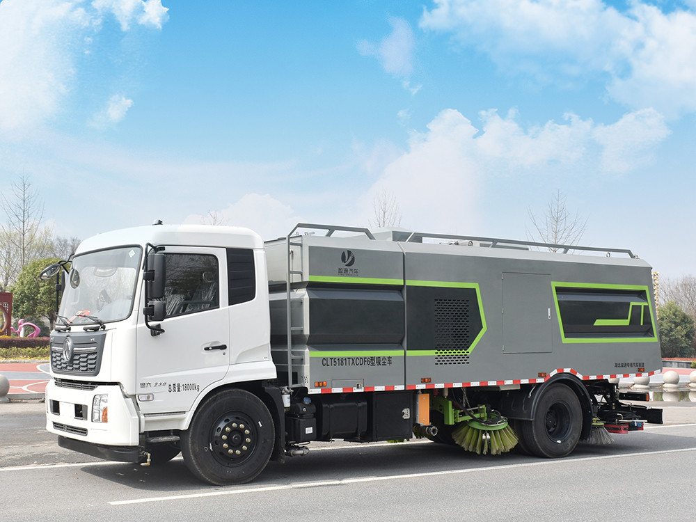东风天锦吸尘车